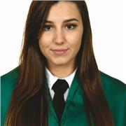 Estudiante de universidad, con experiencia como profesora particular